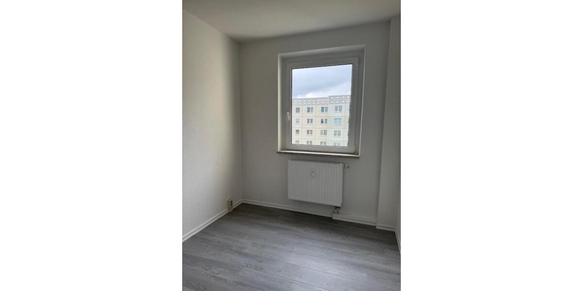 Etagenwohnung Blankenhain - 3 Zimmer, 52 m&sup2;, 285&euro; | Angebot:23778682