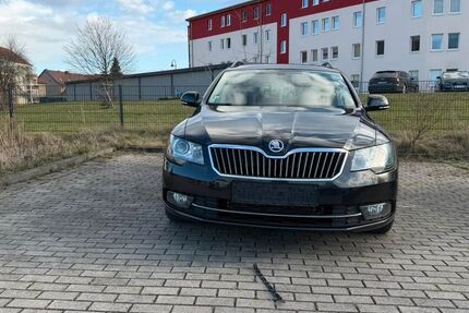 Skoda Superb 295.000 km 6.299 &euro; Erfurt 99097