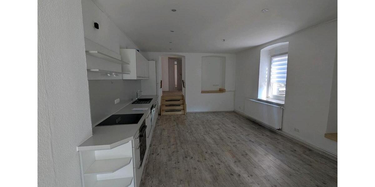 Erdgeschoßwohnung Apolda - 3.5 Zimmer, 95 m&sup2;, 100.000&euro; | Angebot:24517298