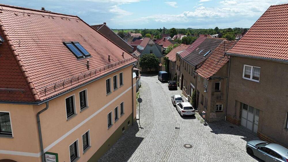 Einfamilienhaus Buttstädt - 4 Zimmer, 264 m&sup2;, 275.000&euro; | Angebot:25815816