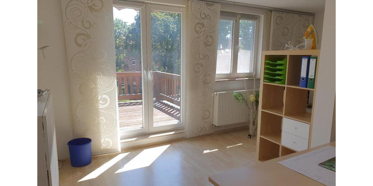 Dachgeschoßwohnung Erfurt Andreasvorstadt - 2 Zimmer, 67 m&sup2;, 600&euro; | Angebot:26552005