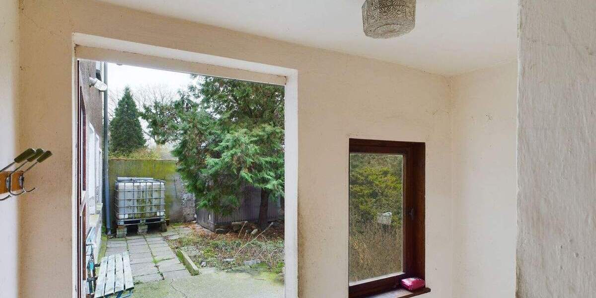 Einfamilienhaus Am Ettersberg Vippachedelhausen - 8 Zimmer, 160 m&sup2;, 75.000&euro; | Angebot:25679315