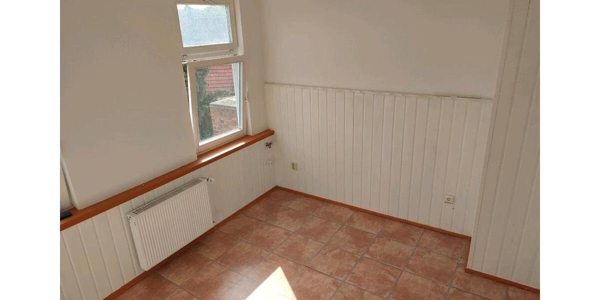 Maisonettenwohnung Apolda - 4 Zimmer, 90 m&sup2;, 620&euro; | Angebot:25271202