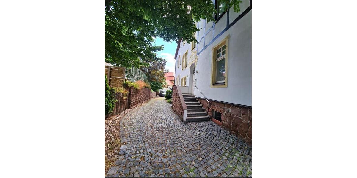Etagenwohnung Erfurt Hochheim - 2 Zimmer, 95 m&sup2;, 1.045&euro; | Angebot:26478779