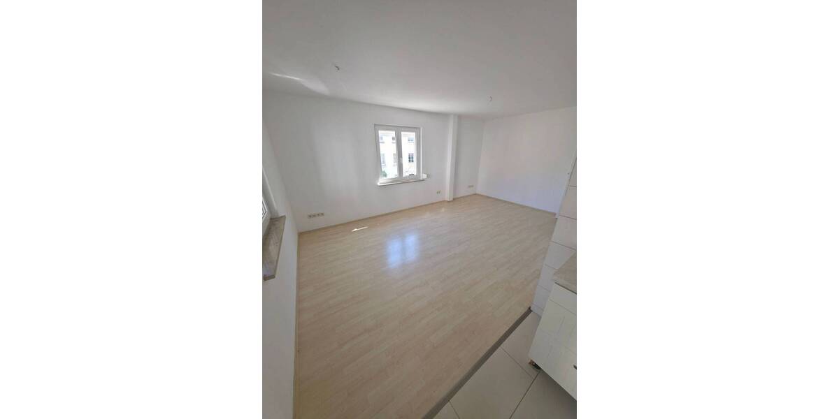 Etagenwohnung Jena Nord - 4 Zimmer, 88 m&sup2;, 1.000&euro; | Angebot:26188331
