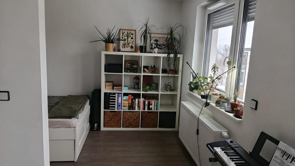 Etagenwohnung Jena Kernberge - 1 Zimmer, 42 m&sup2;, 415&euro; | Angebot:26051118