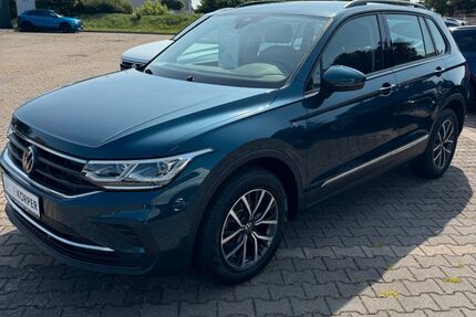 VW Tiguan 70.179 km 28.855 &euro; Sömmerda 99610