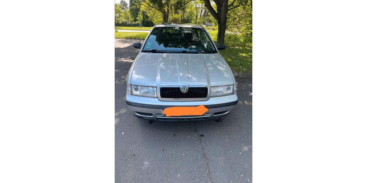 Skoda Octavia 124.000 km 1.699 &euro; Erfurt 99085