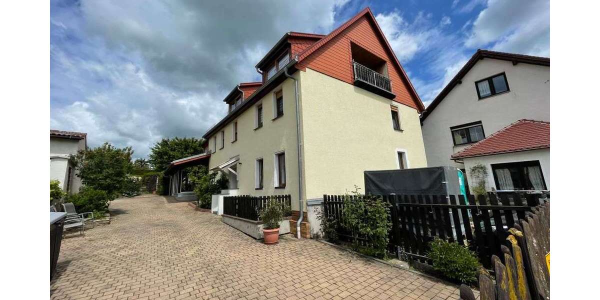 Einfamilienhaus Bad Sulza - 12 Zimmer, 380 m&sup2;, 385.000&euro; | Angebot:24632221