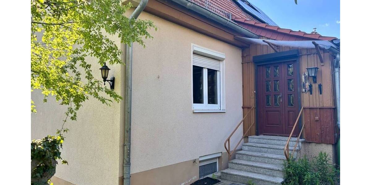 Doppelhaushälfte Weimar Parkvorstadt - 4 Zimmer, 90 m&sup2;, 195.000&euro; | Angebot:26015997