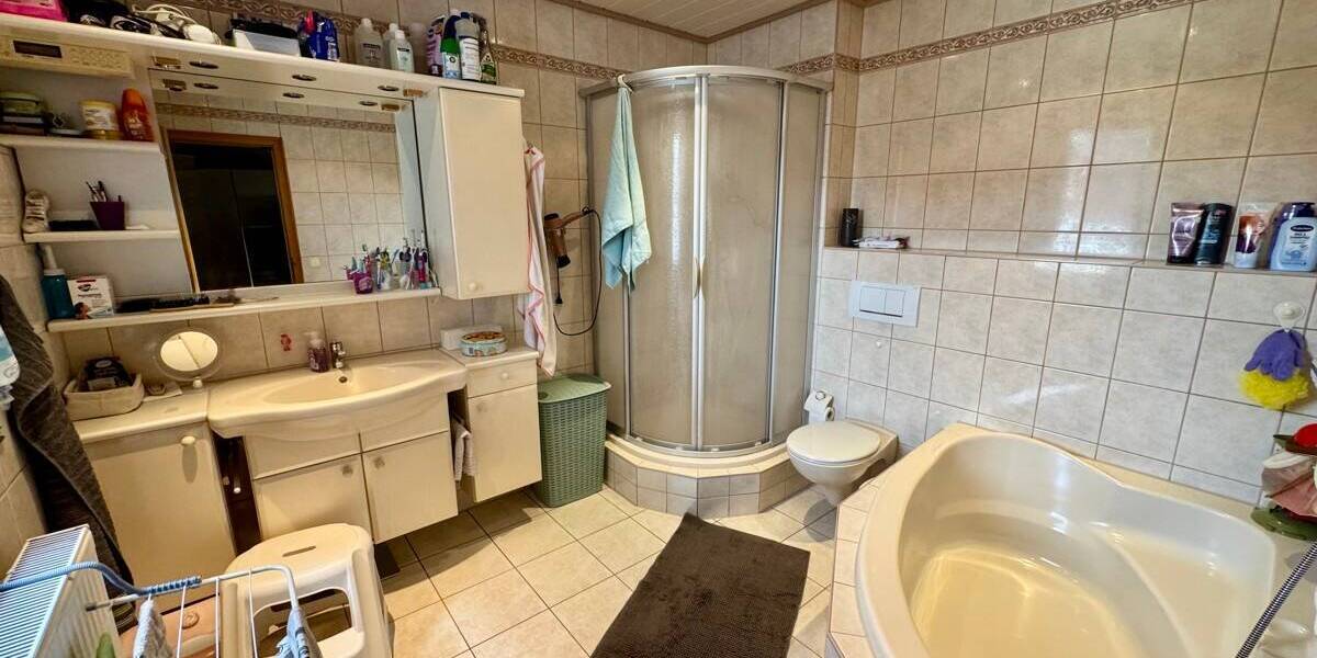 Mehrfamilienhaus, Wohnhaus Rudolstadt Teichröda - 8 Zimmer, 202 m&sup2;, 275.000&euro; | Angebot:25676535