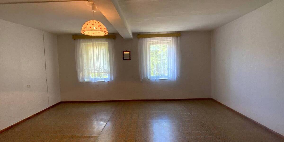 Einfamilienhaus Kölleda Battgendorf - 5 Zimmer, 190 m&sup2;, 99.000&euro; | Angebot:25679757