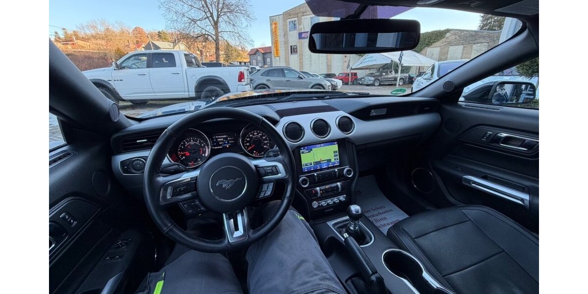 Ford Mustang 5,0 GT 89.000 km 29.990 &euro; Rudolstadt 07407