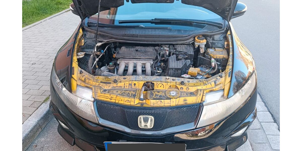 Honda Civic 172.000 km 3.900 &euro; Jena 07743