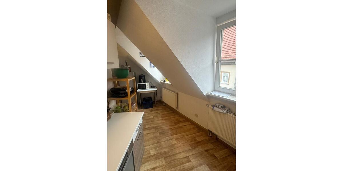 Dachgeschoßwohnung Erfurt Johannesplatz - 3 Zimmer, 100 m&sup2;, 590&euro; | Angebot:26056121