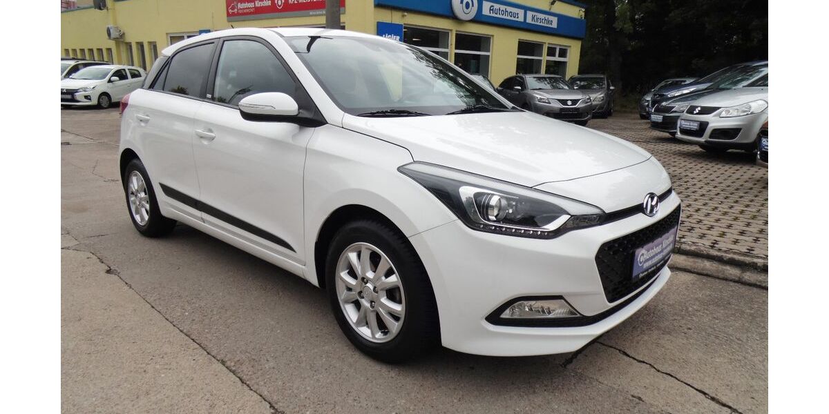 Hyundai i20 48.000 km 10.990 &euro; Amt Wachsenburg OT: Ichtershausen 99334