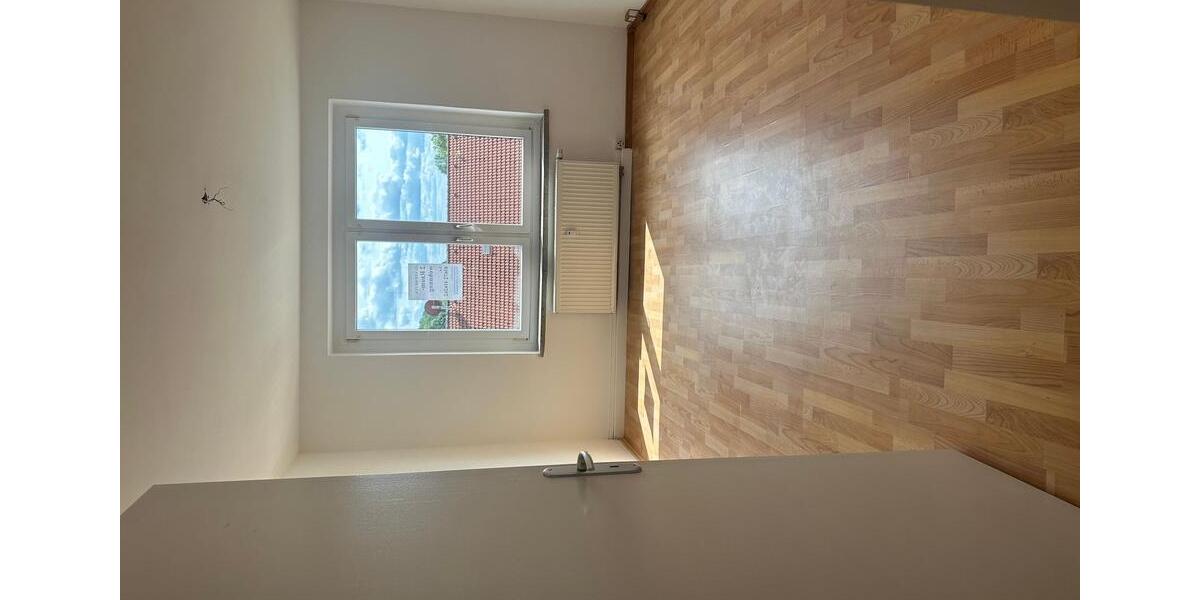 Etagenwohnung Rudolstadt - 2 Zimmer, 51 m&sup2;, 245&euro; | Angebot:22090674