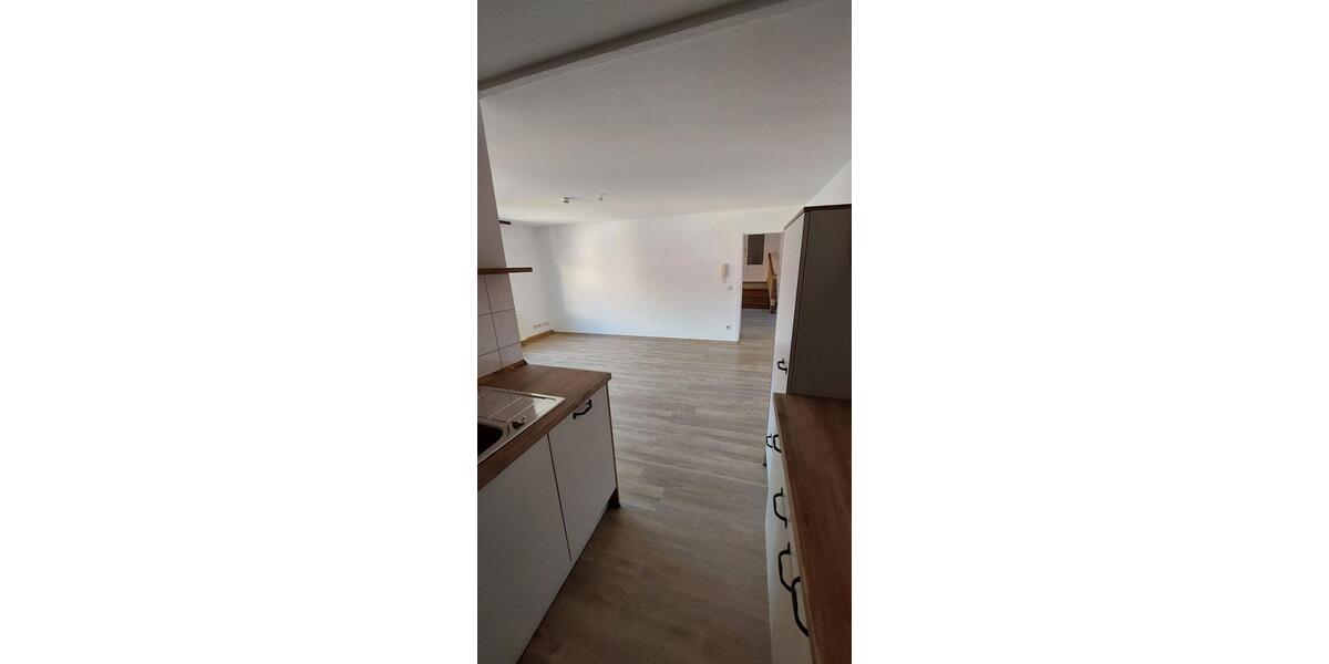 Etagenwohnung Rudolstadt - 2 Zimmer, 67 m&sup2;, 603&euro; | Angebot:26632754