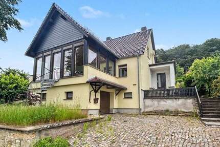 Haus Blankenhain - 5 Zimmer, 143 m&sup2;, 248.000&euro; | Angebot:26950261