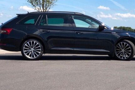 Skoda Superb 157.000 km 19.900 &euro; Jena 07749