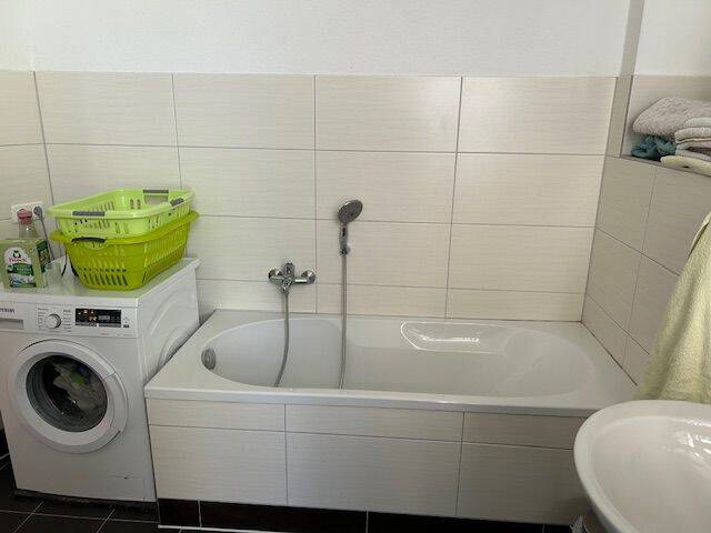 Etagenwohnung Weimar Altstadt - 2 Zimmer, 102 m&sup2;, 1.300&euro; | Angebot:26739890