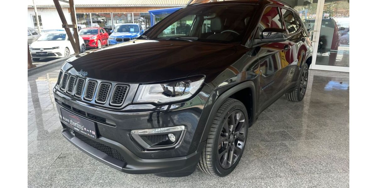 Jeep Compass 59.711 km 21.990 &euro; Rudolstadt 07407