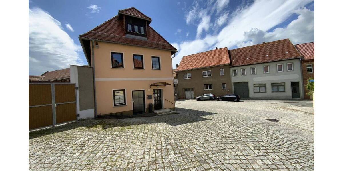 Einfamilienhaus Buttstädt - 4 Zimmer, 264 m&sup2;, 259.000&euro; | Angebot:25815816
