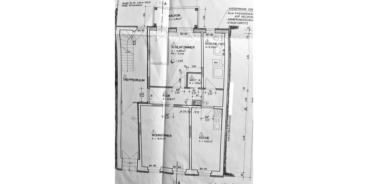 ruhig gelegenes Dreifamilienhaus mit Garagen , teilw. freiwerdend - Mehrfamilienhaus, Wohnhaus Kahla | Angebot:26095730