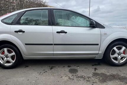 Ford Focus 171.000 km 1.700 &euro; Erfurt 99091