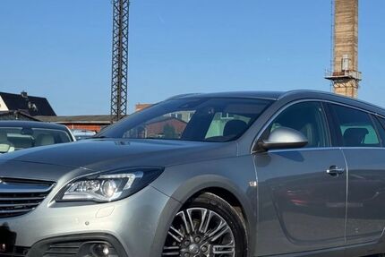 Opel Insignia CT 153.000 km 9.200 &euro; Elxleben 99189