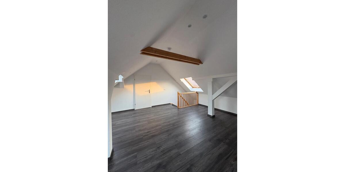 Etagenwohnung Erfurt Johannesplatz - 3 Zimmer, 108 m&sup2;, 864&euro; | Angebot:25868163