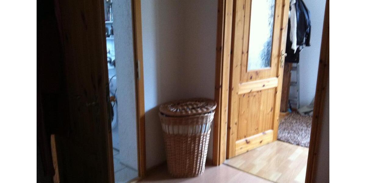Dachgeschoßwohnung Weimar - 1 Zimmer, 35 m&sup2;, 360&euro; | Angebot:26386569