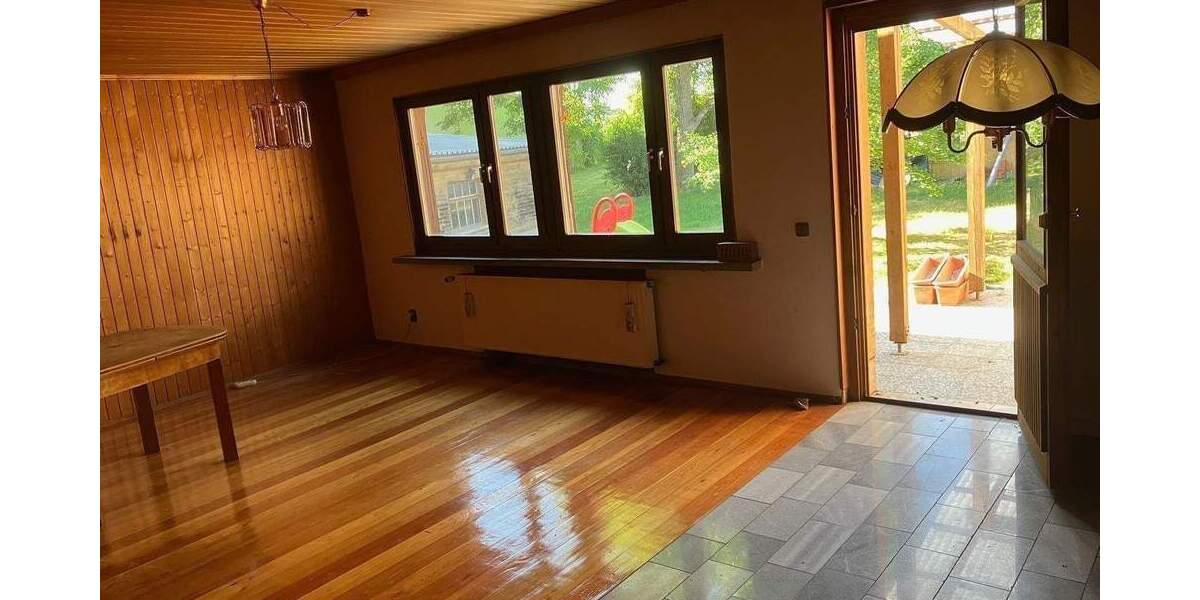 Einfamilienhaus Ilmtal-Weinstraße Weinstraße - 6 Zimmer, 198 m&sup2;, 180.000&euro; | Angebot:25679277
