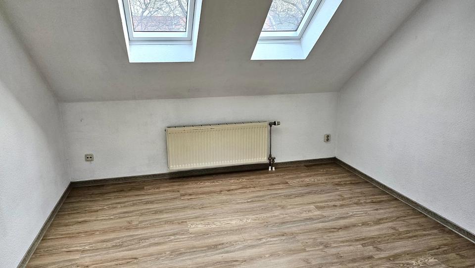 Dachgeschoßwohnung Erfurt Johannesvorstadt - 3 Zimmer, 95 m&sup2;, 740&euro; | Angebot:25539498
