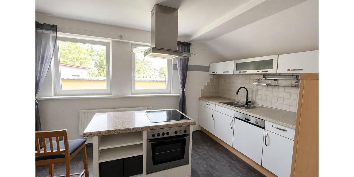 Dachgeschoßwohnung Bad Sulza - 2 Zimmer, 100 m&sup2;, 780&euro; | Angebot:26348344