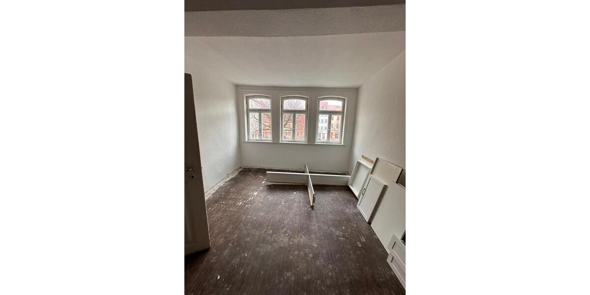 Etagenwohnung Apolda - 2.5 Zimmer, 75 m&sup2;, 670&euro; | Angebot:25148856