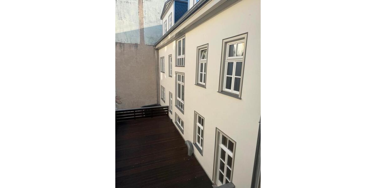 Etagenwohnung Erfurt - 5 Zimmer, 140 m&sup2;, 1.900&euro; | Angebot:26662233