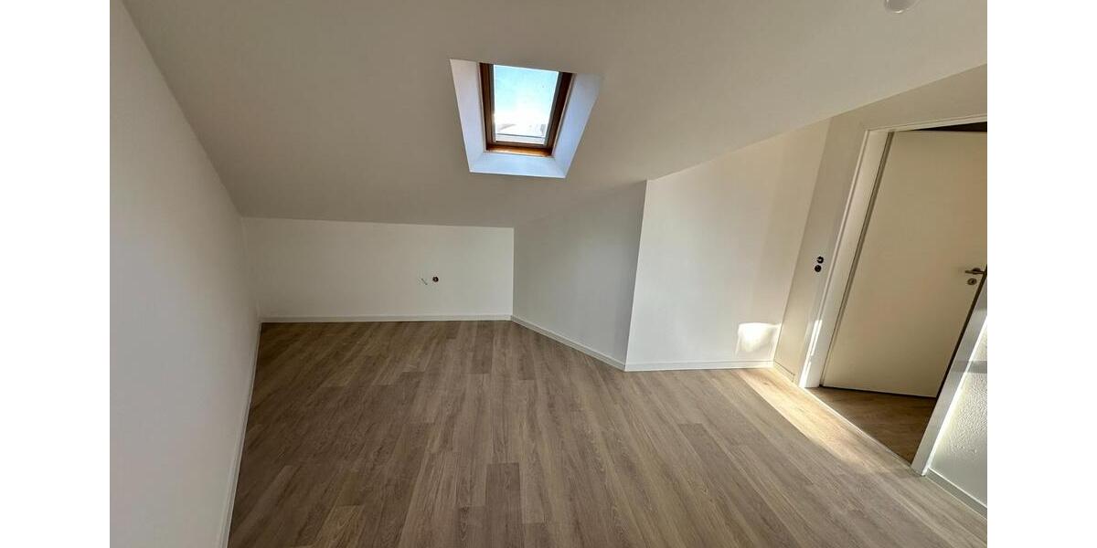 Etagenwohnung Apolda - 3 Zimmer, 79 m&sup2;, 720&euro; | Angebot:25805241