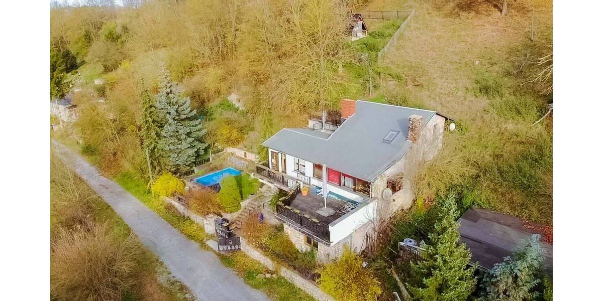 Mehrfamilienhaus, Wohnhaus Camburg - 5 Zimmer, 100 m&sup2;, 73.000&euro; | Angebot:25777825