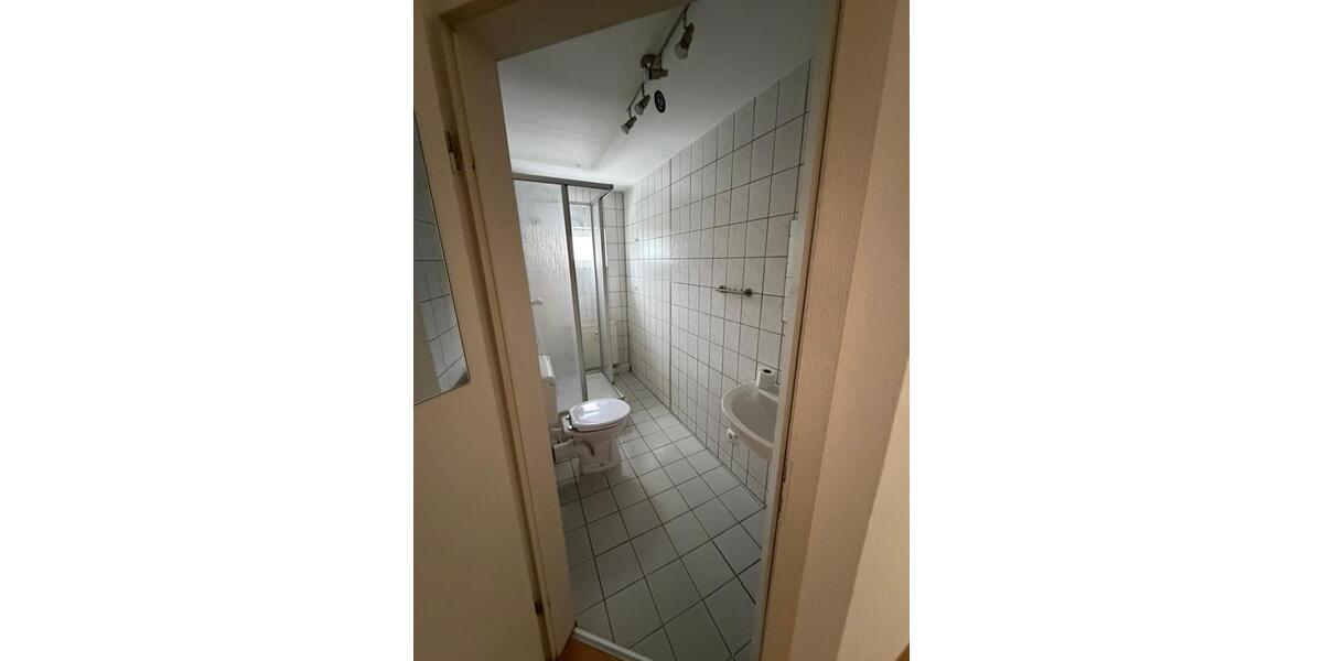 Etagenwohnung Erfurt - 1 Zimmer, 38 m&sup2;, 550&euro; | Angebot:25236311
