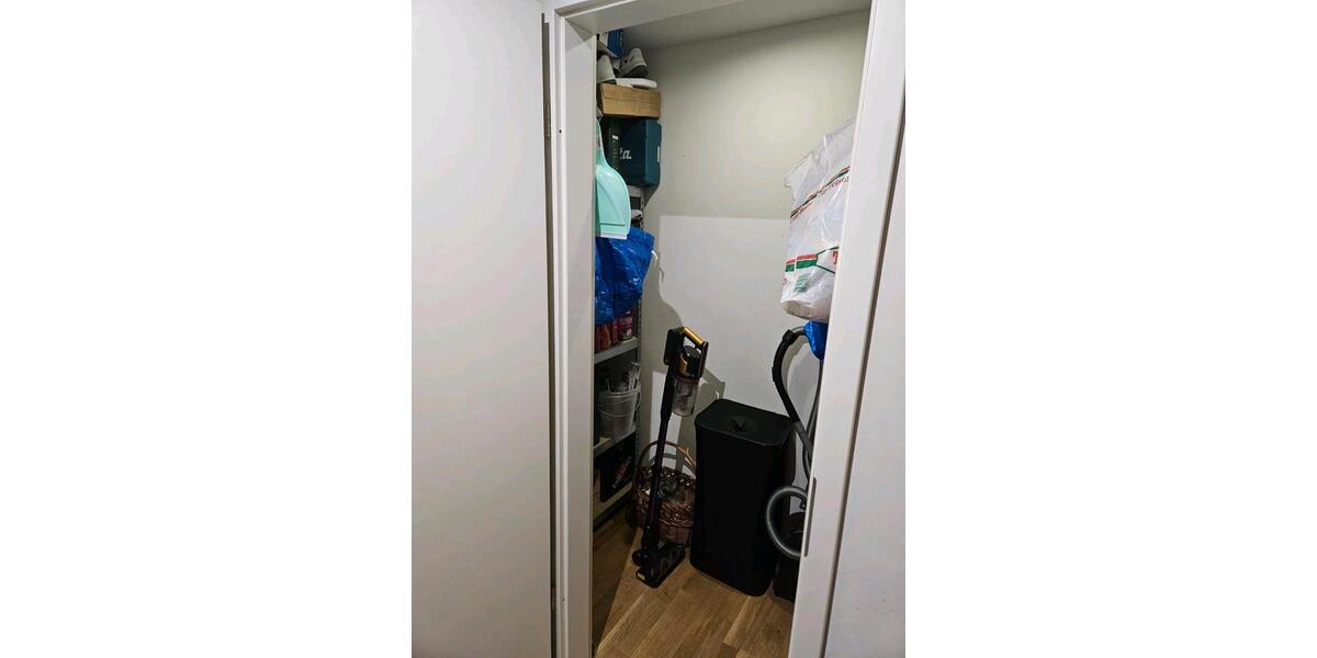 Erdgeschoßwohnung Apolda - 3.5 Zimmer, 81 m&sup2;, 805&euro; | Angebot:25546668