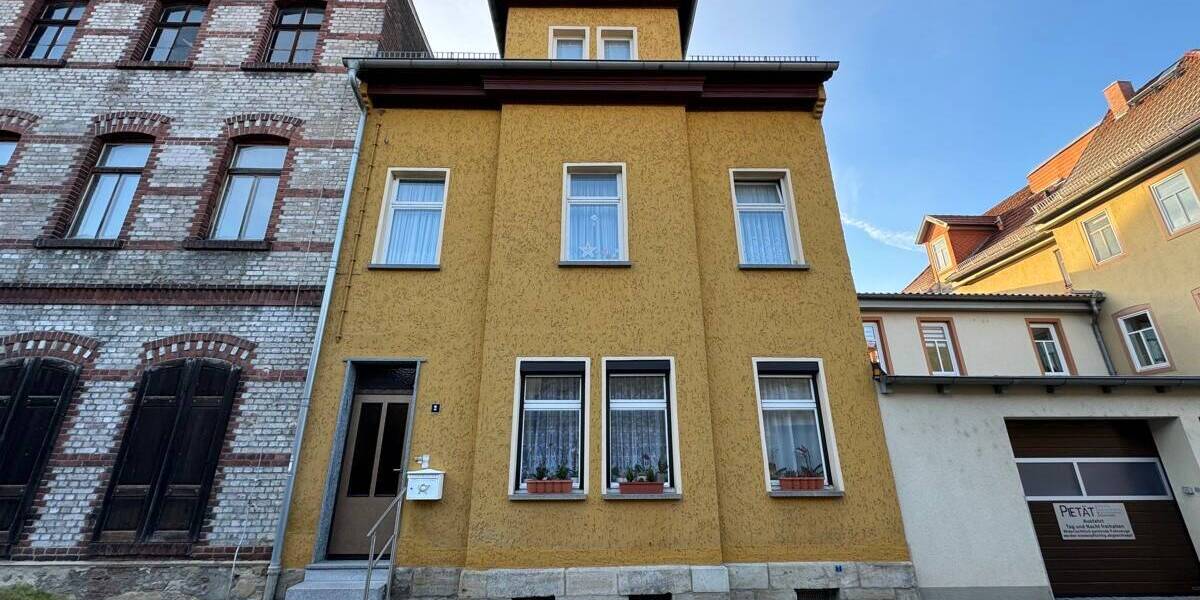 Mehrfamilienhaus, Wohnhaus Rudolstadt Zentrum - 7 Zimmer, 180 m&sup2;, 165.000&euro; | Angebot:25676529