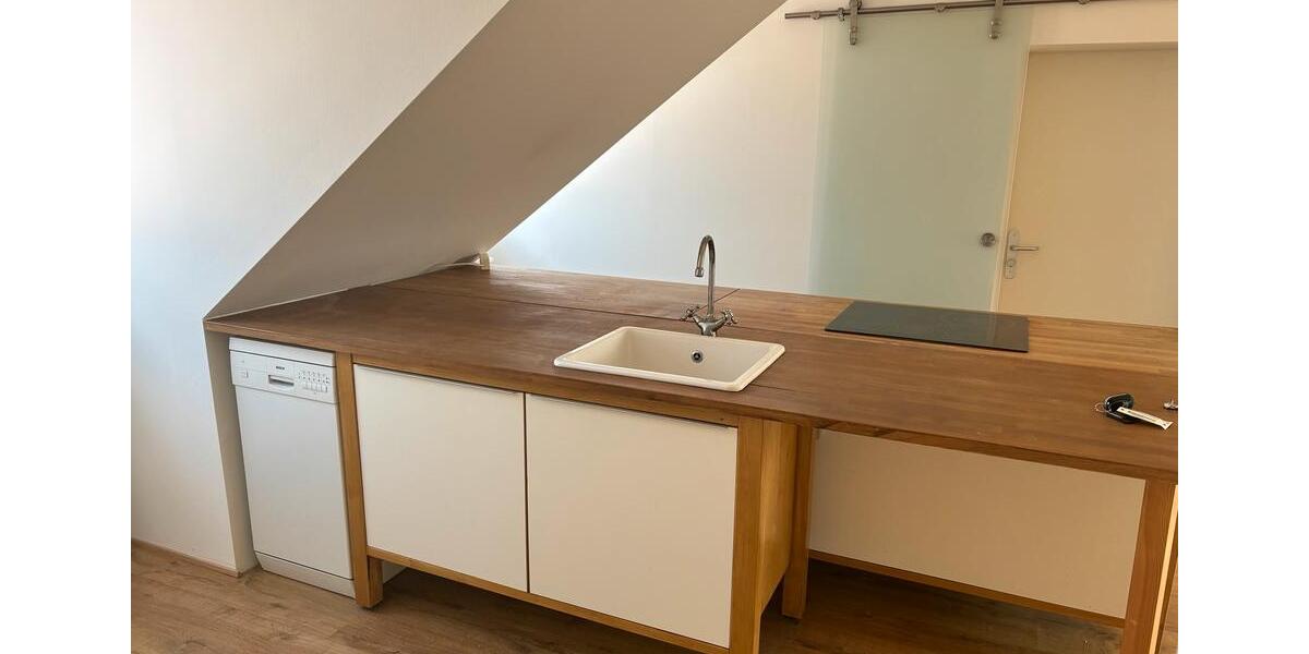 Dachgeschoßwohnung Erfurt Daberstedt - 4 Zimmer, 100 m&sup2;, 900&euro; | Angebot:25962245