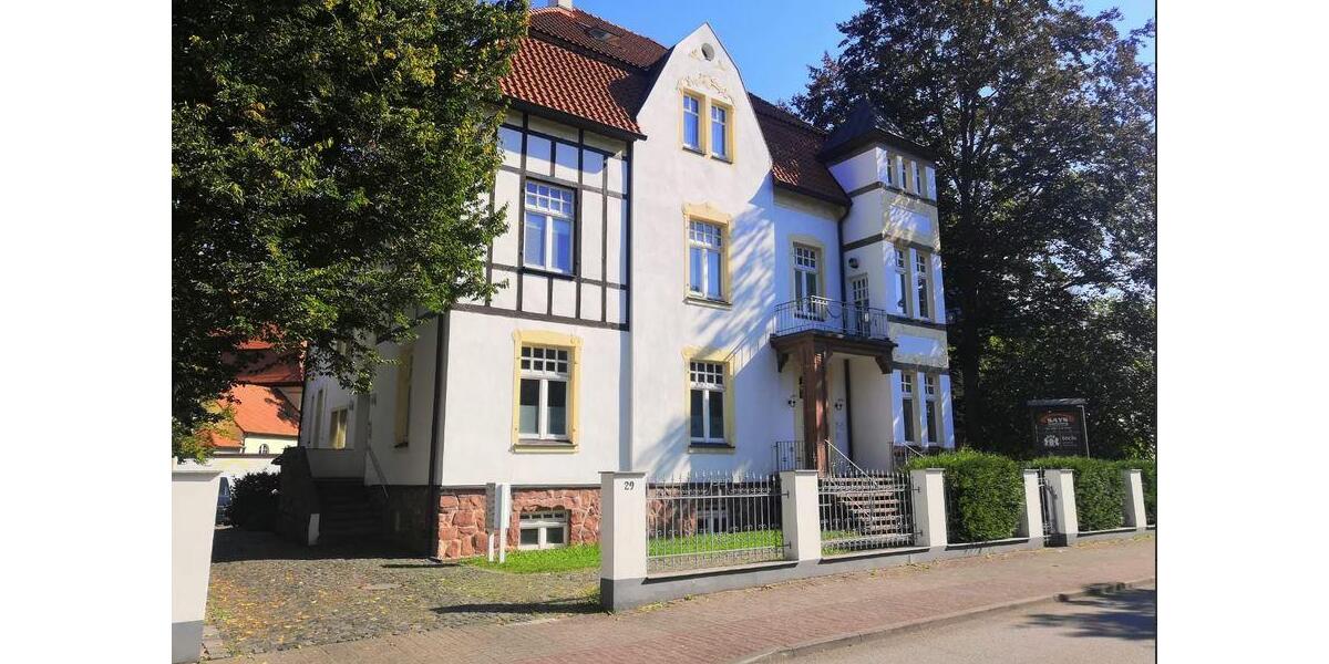 Etagenwohnung Erfurt Hochheim - 2 Zimmer, 95 m&sup2;, 1.045&euro; | Angebot:26478779