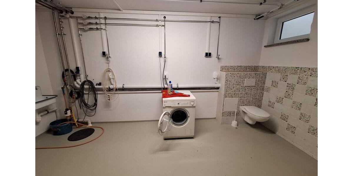 Etagenwohnung Kahla - 2 Zimmer, 90 m&sup2;, 950&euro; | Angebot:26563044