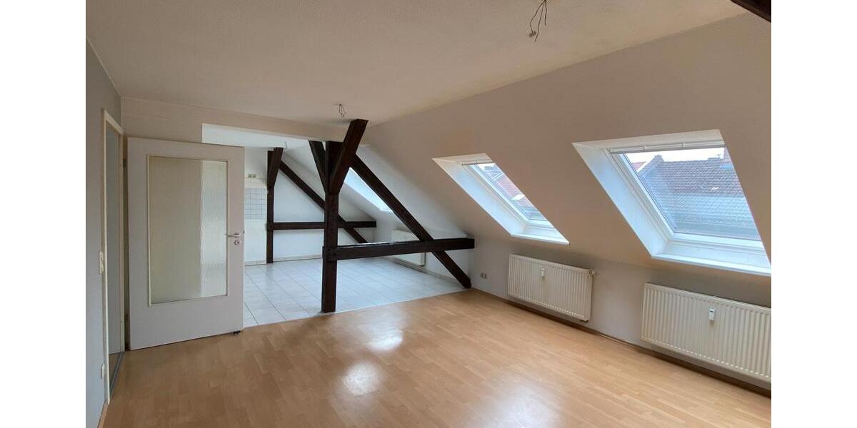 Dachgeschoßwohnung Erfurt Johannesvorstadt - 3 Zimmer, 88 m&sup2;, 820&euro; | Angebot:26687836