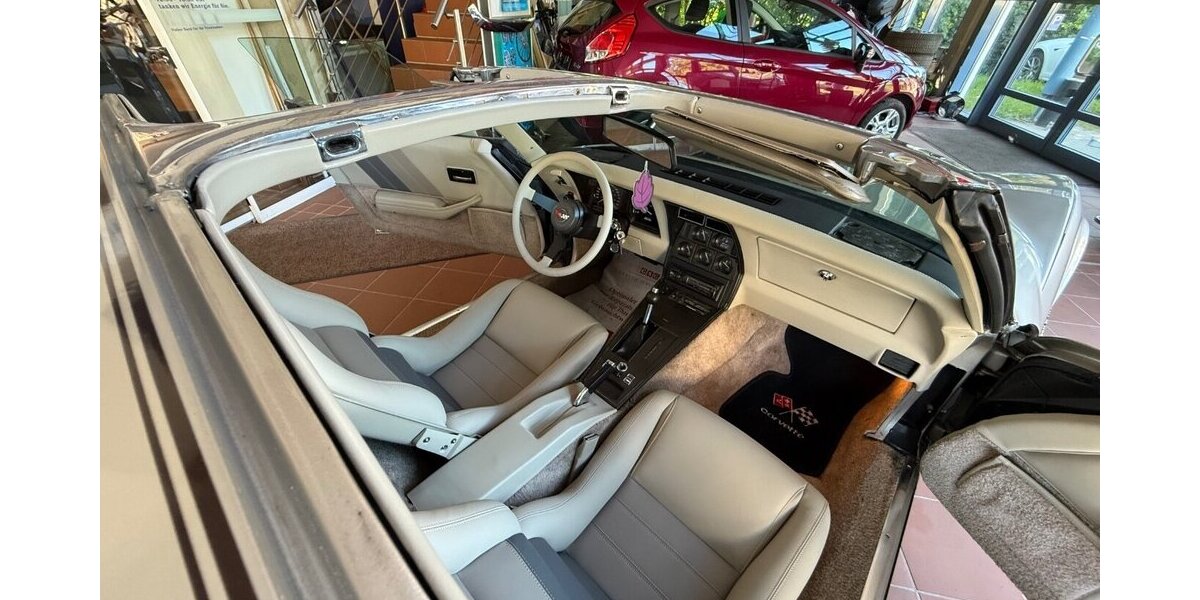 Corvette C3 Targa Collectors Edition 44.000 km 29.500 &euro; Rudolstadt 07407