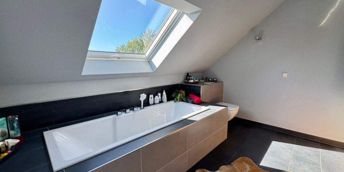 Einfamilienhaus Markvippach Bachstedt - 5 Zimmer, 139 m&sup2;, 410.000&euro; | Angebot:25672568