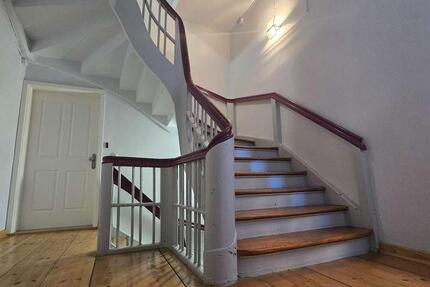 Wohnung Erfurt - 2 Zimmer, 129 m&sup2;, 1.490&euro; | Angebot:24750428