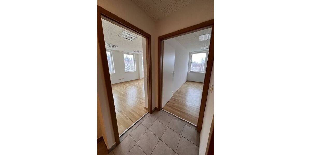 Gewerbeobjekt Weimar Parkvorstadt - 3 Zimmer, 65 m&sup2;, 620&euro; | Angebot:25672573